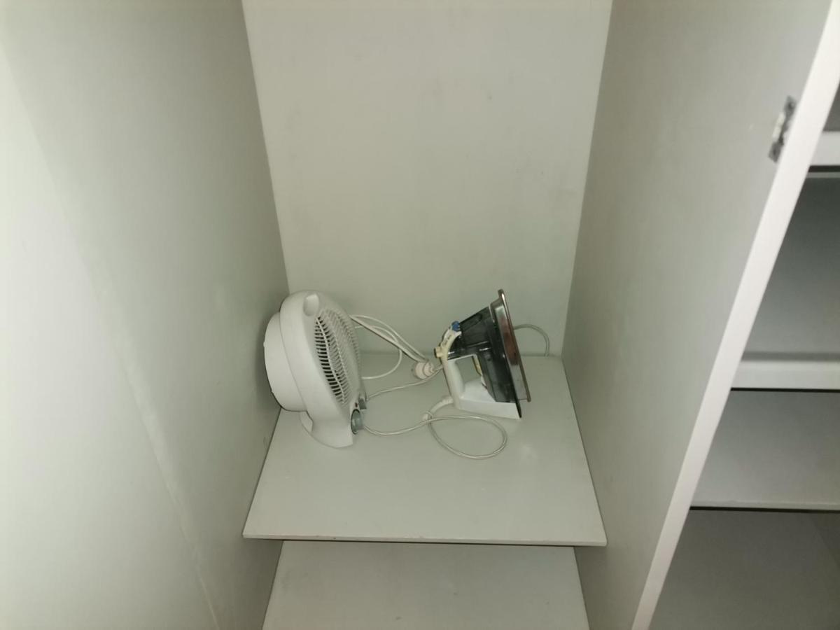 Economy Escape Apartment คูโวลา ภายนอก รูปภาพ
